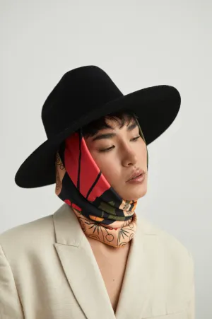 AGUSTINA - SQUARE SCARF "AMAZON"