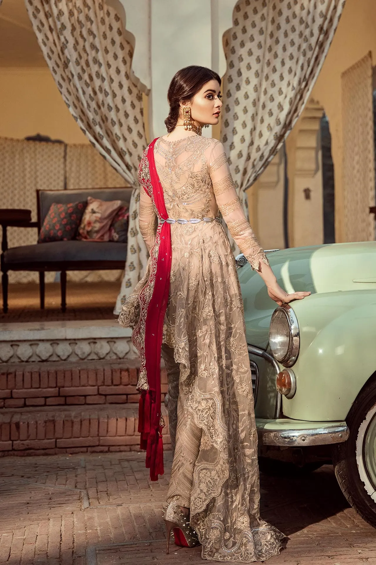 Imrozia Embroidered Chiffon Nostalgic Climax Collection 2019 – 10 - The Gold Splendour