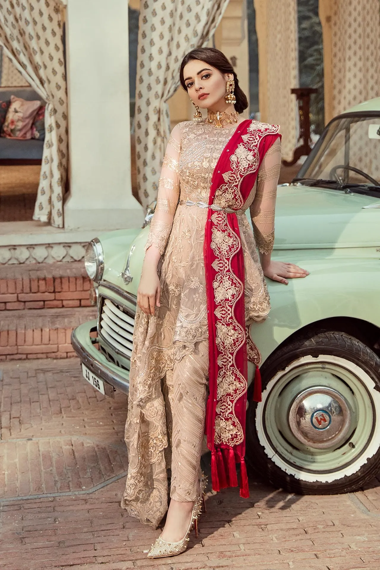 Imrozia Embroidered Chiffon Nostalgic Climax Collection 2019 – 10 - The Gold Splendour
