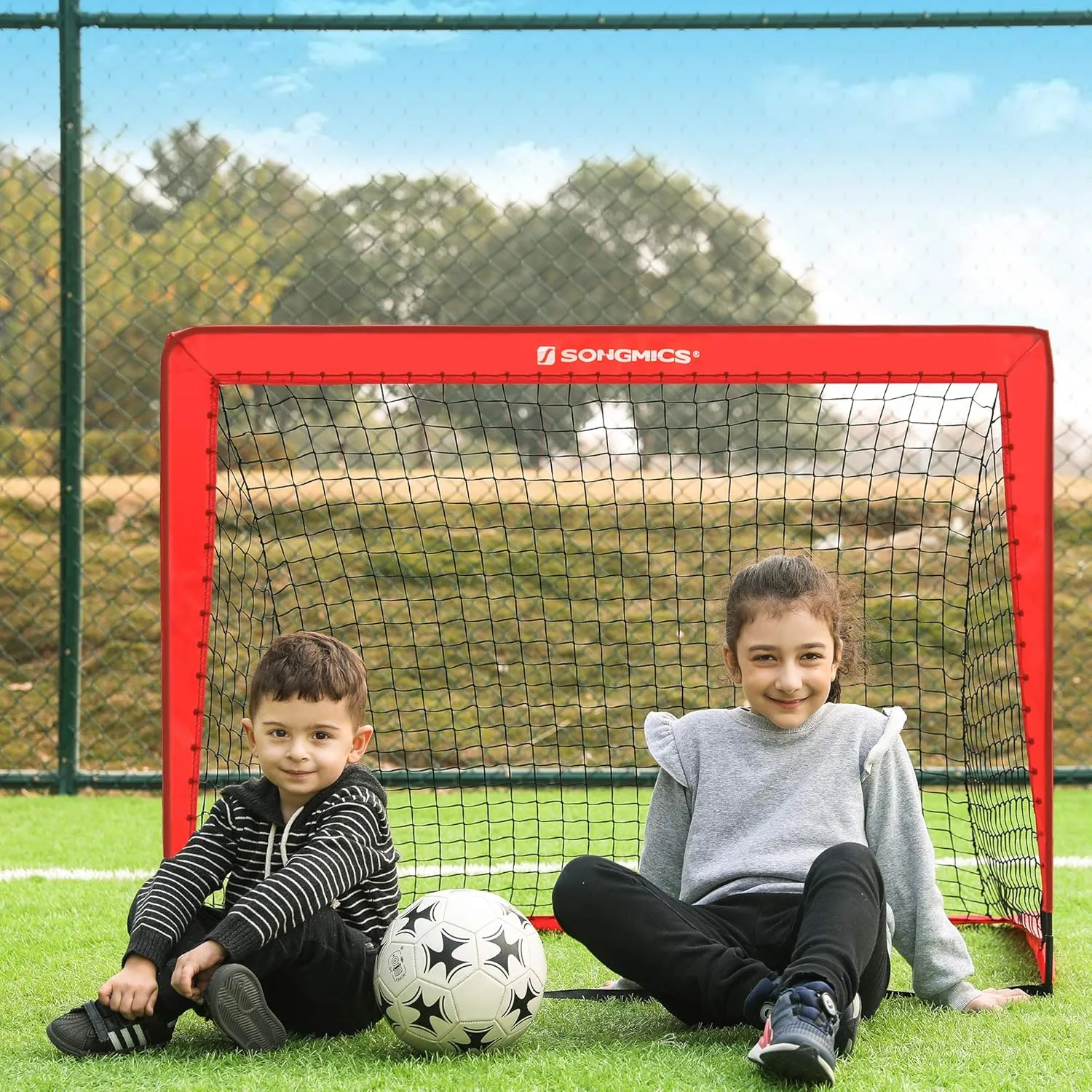 SONGMICS Kids Soccer Goals for Backyard, 4x3 ft Portable Soccer Nets Training Equipment, Toddler Soccer Goal with Carrying Bag, for Field