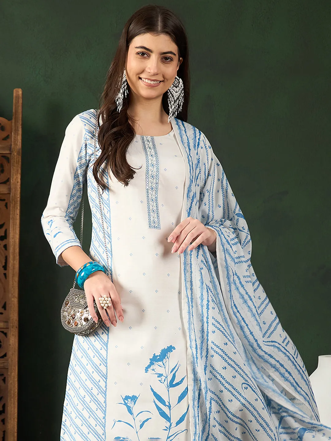 Women Off White Silk Blend Geometric Printed Straight Kurta Trouser With Dupatta